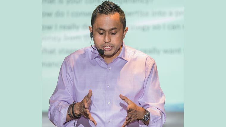 how to be a better public speaker-By Hemi Hossain